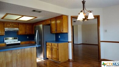 704 Skyline Dr, Copperas Cove, TX 76522 - photo 7