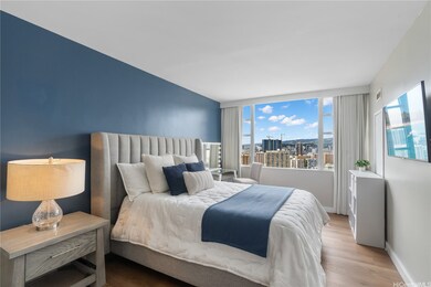 Villa on Eaton Square unit 3314, Honolulu, HI 96815 - photo 7