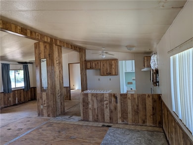 1030 E S unit 115, Palmdale, CA 93550 - photo 3