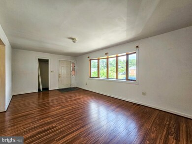 11205 Old Fort Rd, Fort Washington, MD 20744 - photo 5