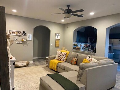 13640 Beobridge Ave, El Paso, TX 79928 - photo 3