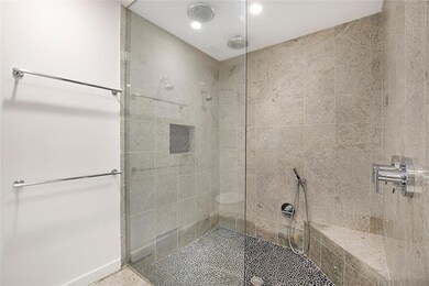 6742 E Mockingbird Ln, Dallas, TX 75214 - photo 5