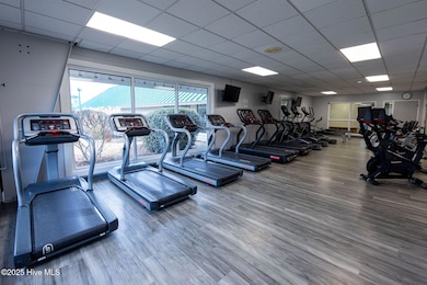 81 - 67-Corolla Light - Sports Center -