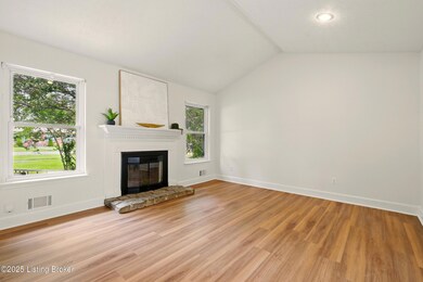 5_5115stonybrook_louisvillerealestatemed