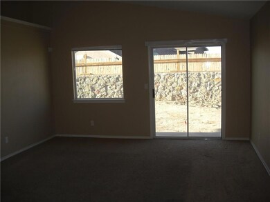 201 Flor Scabiosa Dr, Socorro, TX 79927 - photo 4