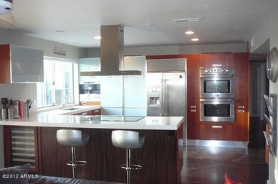 Kitchen with bar