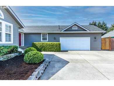 2680 Kalmia St, Eugene, OR 97404 - photo 2