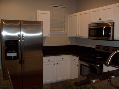 2334 Sunset Bluff Dr, Jacksonville, FL 32216 - photo 2