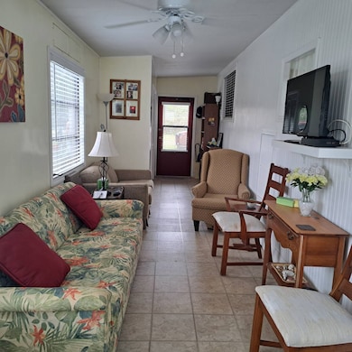 34408 Sr 54 unit 632, Zephyrhills, FL 33543 - photo 3