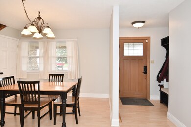 1402 Miami Ct N, Plainfield, IN 46168 - photo 4