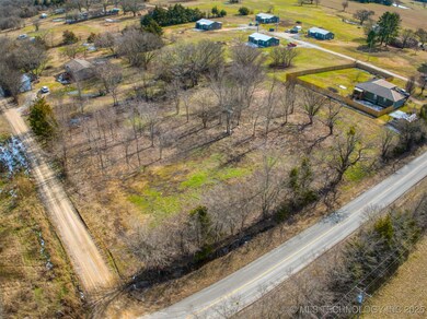 7916 Old Highway 70, Durant, OK 74701 - photo 5