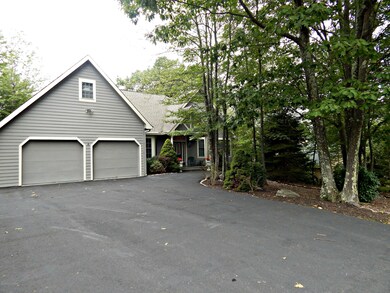 743 Pinecrest Dr, Pocono Pines, PA 18350 - photo 3