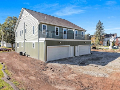 422 4th St, Green Bay, WI 54304 - photo 3