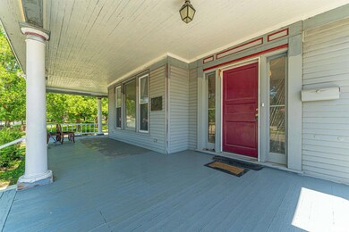 406 Keokuk St, Lincoln, IL 62656 - photo 3