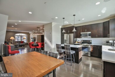 151 Green Ln, Philadelphia, PA 19127 - photo 7