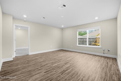 6456 Eastland Cir, Biloxi, MS 39532 - photo 5