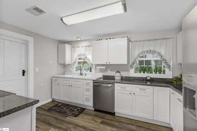 2444 Abner Creek Rd, Duncan, SC 29334 - photo 7