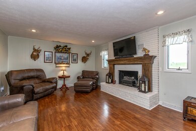 106 Cherry Dr, Harrodsburg, KY 40330 - photo 4