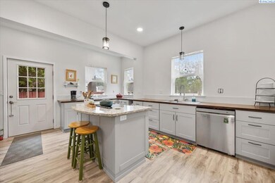 515 N 3rd St, Dayton, WA 99328 - photo 6