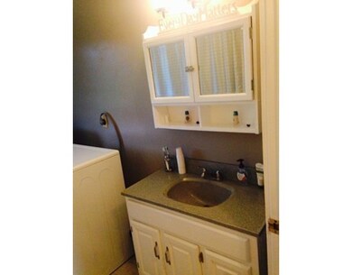 42 New Braintree Rd, North Brookfield, MA 01535 - photo 6