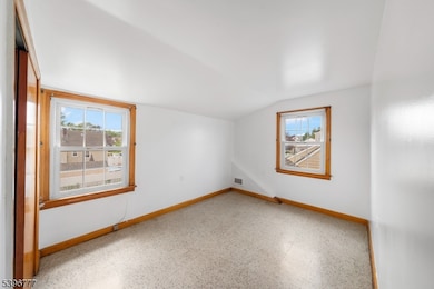 707 Erudo St, Linden, NJ 07036 - photo 3