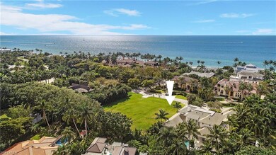 3277 Gordon Dr - just a short walk to the beach & 