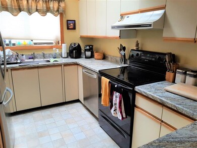 143 Snowood Dr unit F5, Thornton, NH 03285 - photo 5