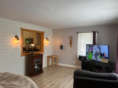 152 W Parish Rd, Concord, NH 03303 - photo 4