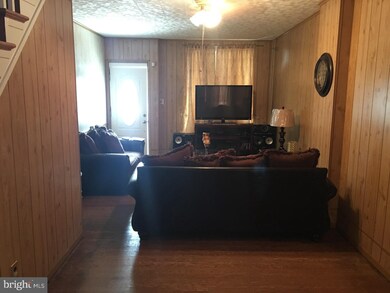 1111 Buttonwood St, Reading, PA 19604 - photo 5