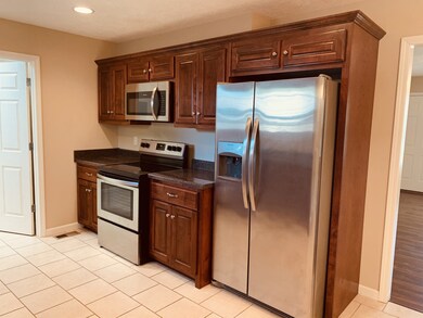 702 Woodrow St, Manchester, TN 37355 - photo 7