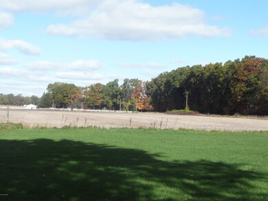 5679 W R Ave, Schoolcraft, MI 49087 - photo 4