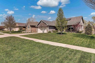 2820 SW Sherwood Park Dr, Topeka, KS 66614 - photo 3