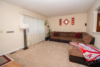 3130 Averill Dr, Lansing, MI 48911 - photo 3