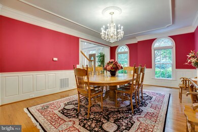 1075 Cedar Chase Ct, Herndon, VA 20170 - photo 7