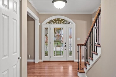 16566 Baxter Forest Ridge Dr, Chesterfield, MO 63005 - photo 2