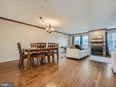 9528 Georgian Way, Owings Mills, MD 21117 - photo 5