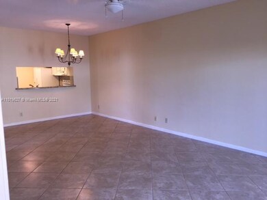 122 Cypress Point Dr unit 122, Palm Beach Gardens, FL 33418 - photo 2