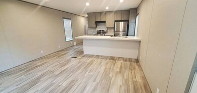 225 Sun Valley Dr, Tampa, FL 33613 - photo 4