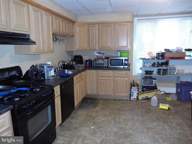 374 S River St, Wilkes-Barre, PA 18702 - photo 5