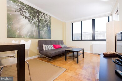 Letterman House unit 1011, Washington, DC 20006 - photo 4