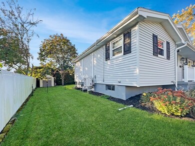 15 Shepard St, Fall River, MA 02724 - photo 3