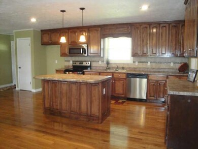 194 Bowling Alley Rd, Manchester, TN 37355 - photo 5