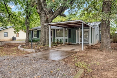 131 Pearce Dr, Pottsboro, TX 75076 - photo 2