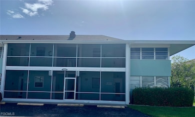 4202 SE 4th Place unit 10, Cape Coral, FL 33904 - photo 3