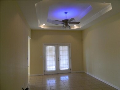 606 Bowie St, Weslaco, TX 78599 - photo 2