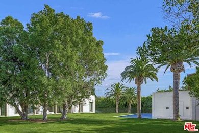 133 S Mapleton Dr, Los Angeles, CA 90024 - photo 3