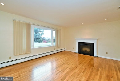 4105 W Chew St, Allentown, PA 18104 - photo 7