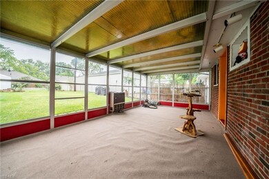 284 Thelma Dr, Sheffield Lake, OH 44054 - photo 6