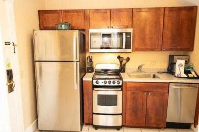 421 Qtr I Jackson Gore Inn, Ludlow, VT 05149 - photo 5