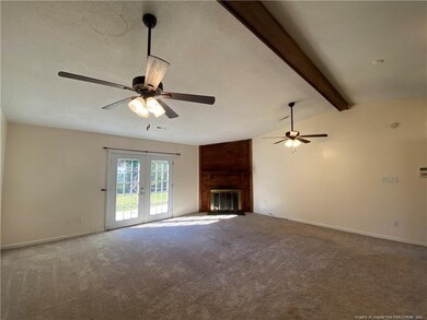 612 Missenburg Ct, Fayetteville, NC 28314 - photo 3